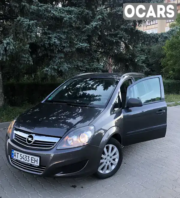 Минивэн Opel Zafira 2010 1.8 л. Ручная / Механика обл. Ивано-Франковская, Надворная - Фото 1/18