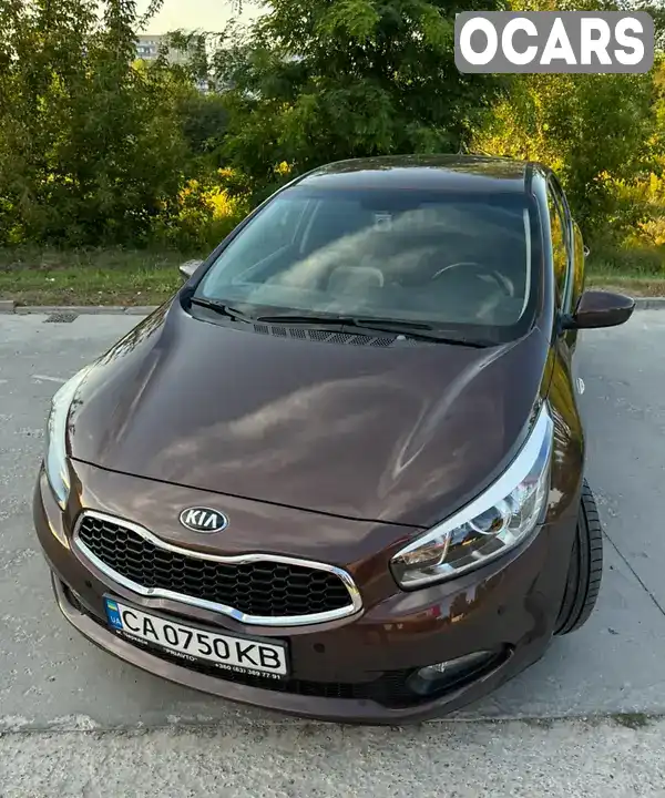 Хетчбек Kia Ceed 2013 1.59 л. Автомат обл. Черкаська, Черкаси - Фото 1/20