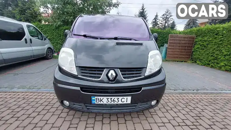 Мінівен Renault Trafic 2011 2 л. Ручна / Механіка обл. Рівненська, Рівне - Фото 1/21