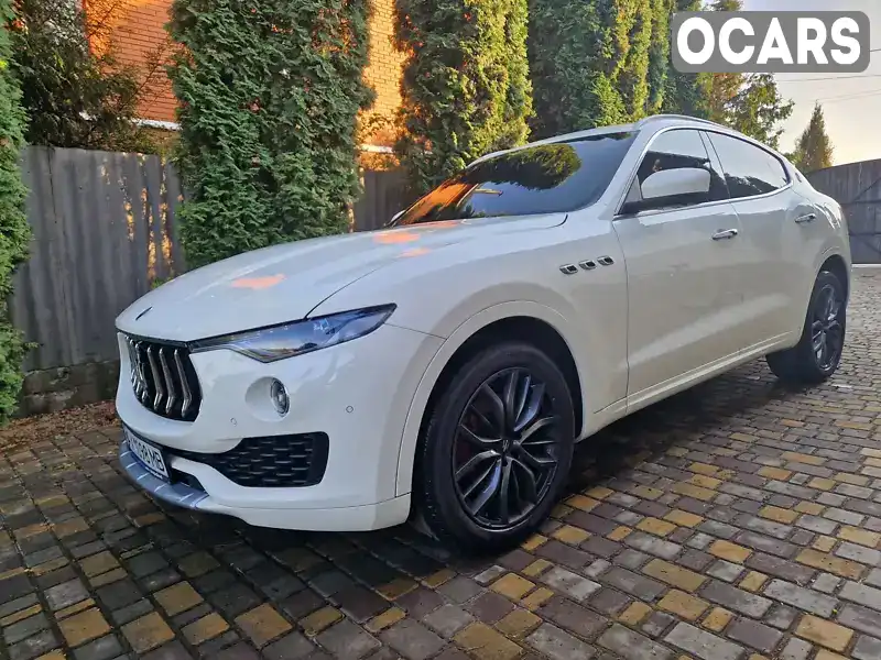 Внедорожник / Кроссовер Maserati Levante 2018 3 л. Автомат обл. Киевская, Киев - Фото 1/21