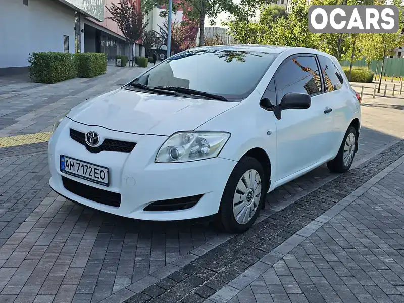 Хэтчбек Toyota Auris 2009 1.33 л. Ручная / Механика обл. Киевская, Киев - Фото 1/21