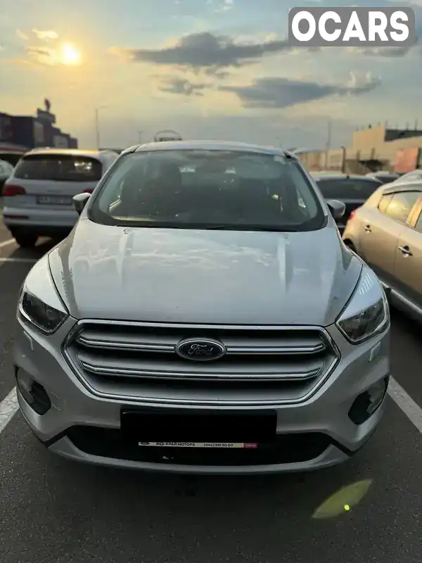 Внедорожник / Кроссовер Ford Kuga 2019 1.5 л. Ручная / Механика обл. Киевская, Киев - Фото 1/4