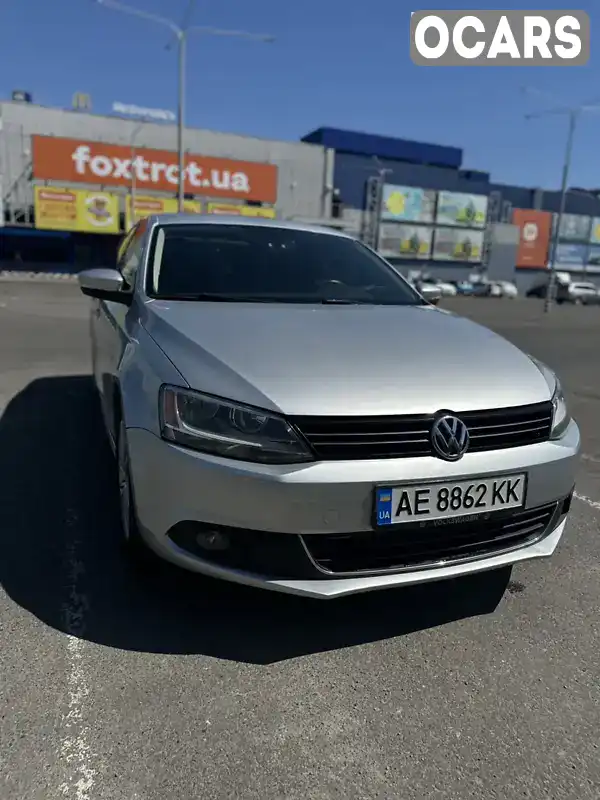 Седан Volkswagen Jetta 2011 2.48 л. Автомат обл. Днепропетровская, Днепр (Днепропетровск) - Фото 1/20