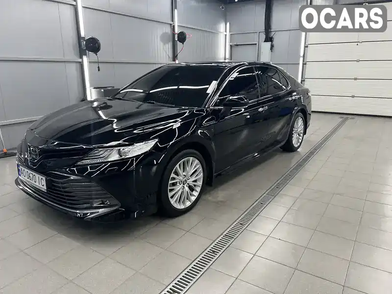 Седан Toyota Camry 2017 2.49 л. Автомат обл. Закарпатська, Ужгород - Фото 1/21