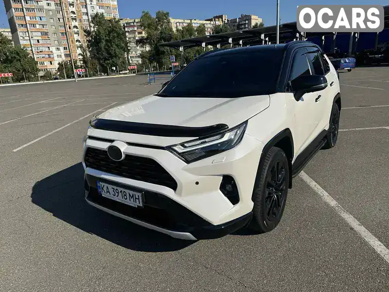 Позашляховик / Кросовер Toyota RAV4 2022 2.5 л. Типтронік обл. Київська, Київ - Фото 1/21