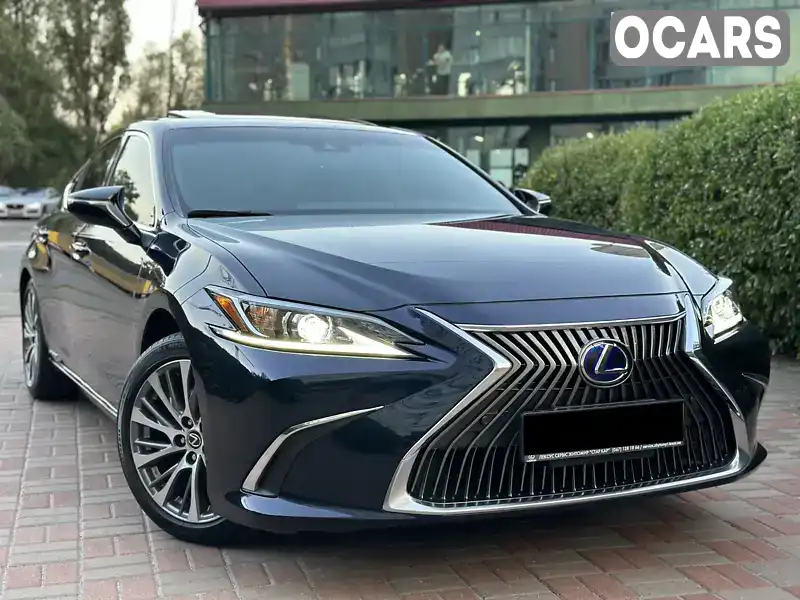 Седан Lexus ES 2020 2.5 л. Автомат обл. Київська, Київ - Фото 1/21