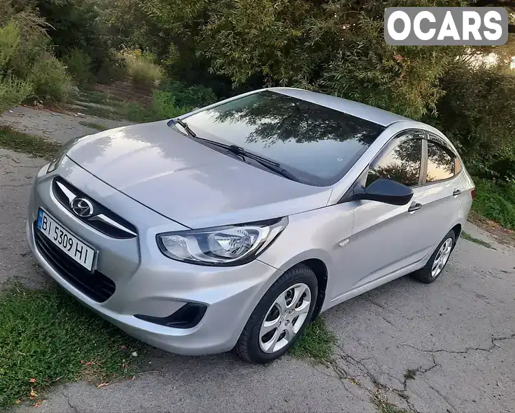 Хетчбек Hyundai Accent 2013 1.4 л. Ручна / Механіка обл. Полтавська, Горішні Плавні (Комсомольськ) - Фото 1/21