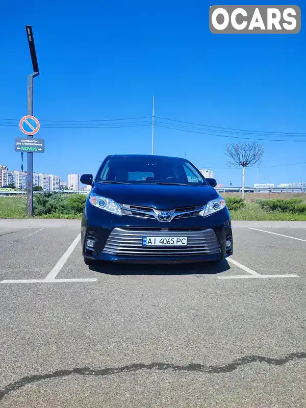 Мінівен Toyota Sienna 2019 3.46 л. Автомат обл. Київська, Київ - Фото 1/21