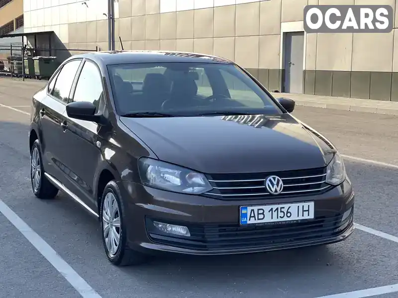 Седан Volkswagen Polo 2018 1.4 л. Ручна / Механіка обл. Дніпропетровська, Дніпро (Дніпропетровськ) - Фото 1/18