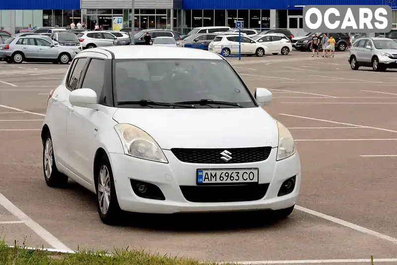 Хэтчбек Suzuki Swift 2013 1.25 л. Ручная / Механика обл. Житомирская, Житомир - Фото 1/9