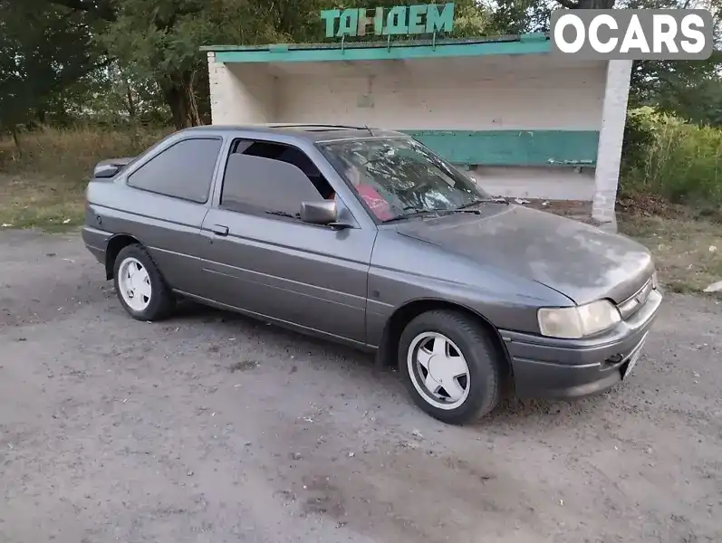 Хэтчбек Ford Escort 1992 null_content л. Ручная / Механика обл. Кировоградская, Гайворон - Фото 1/9