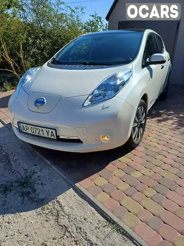 Хэтчбек Nissan Leaf 2015 null_content л. Автомат обл. Запорожская, Запорожье - Фото 1/19