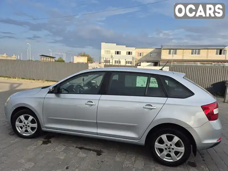 Хэтчбек Skoda Rapid 2015 1.2 л. Ручная / Механика обл. Закарпатская, Тячев - Фото 1/8