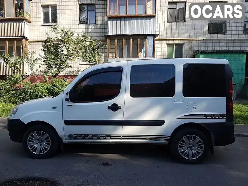 Мінівен Fiat Doblo 2010 1.9 л. Ручна / Механіка обл. Київська, Київ - Фото 1/4