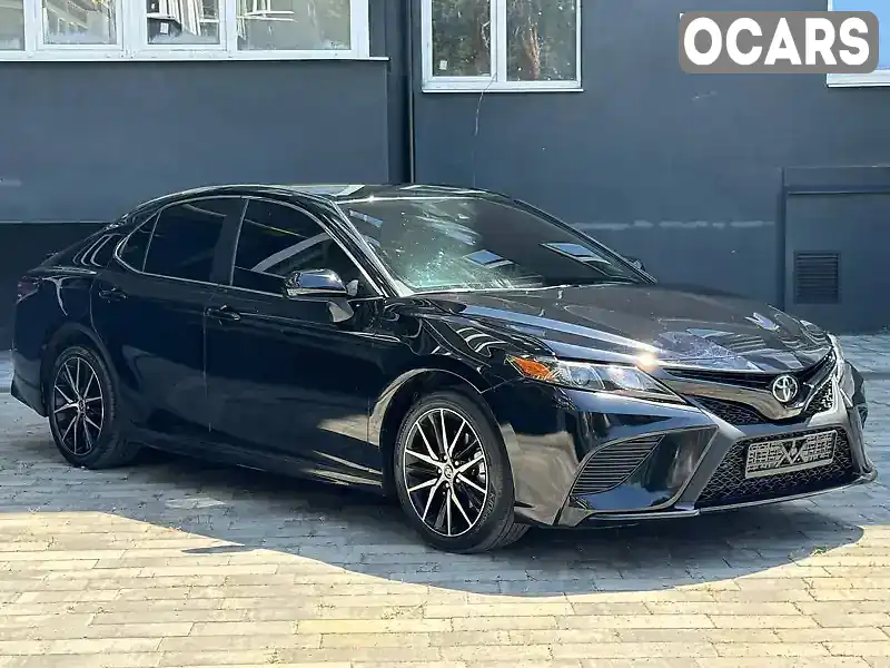 Седан Toyota Camry 2021 2.49 л. Автомат обл. Полтавская, Полтава - Фото 1/21