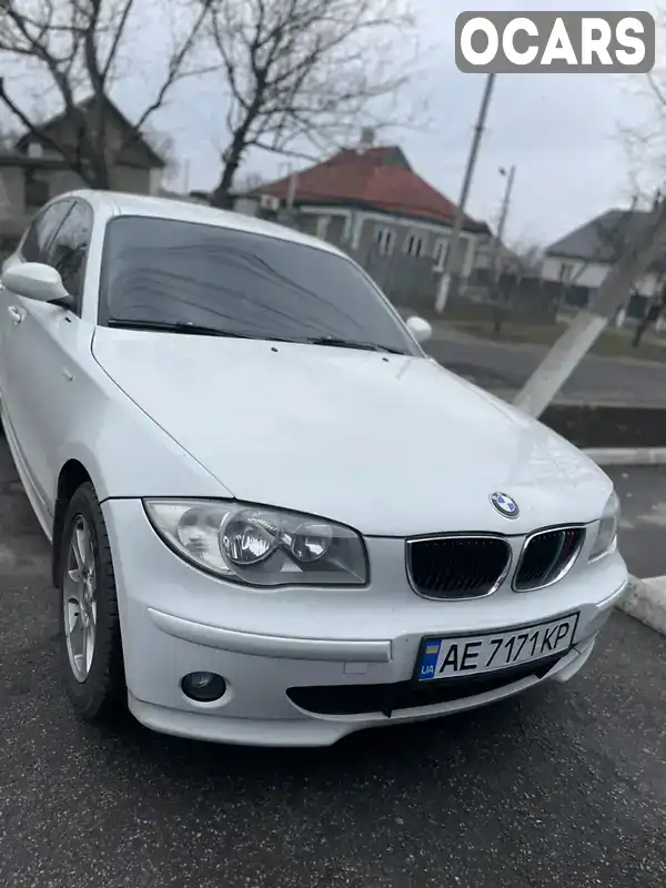 Хэтчбек BMW 1 Series 2006 2 л. Автомат обл. Днепропетровская, Павлоград - Фото 1/11