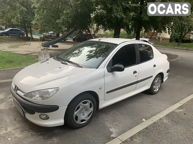 Седан Peugeot 206 2008 1.36 л. Ручная / Механика обл. Киевская, Киев - Фото 1/4