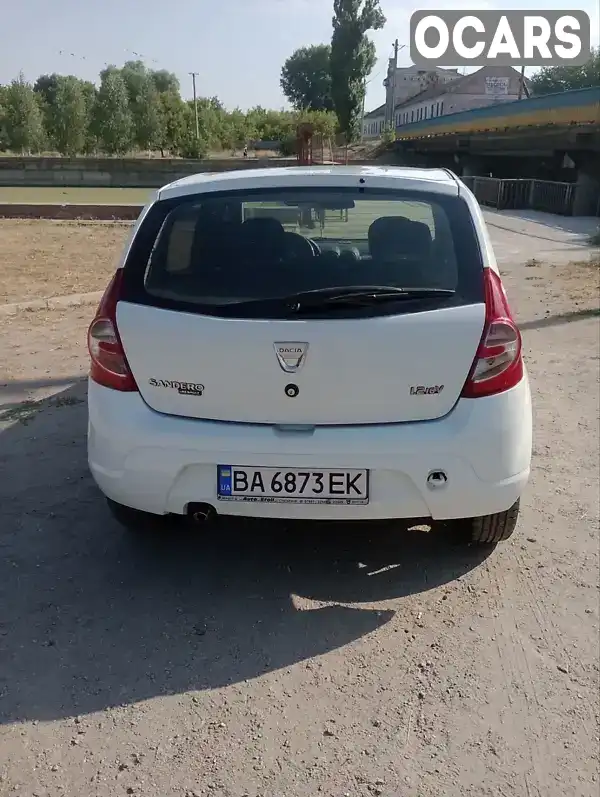 Хетчбек Dacia Sandero 2010 1.2 л. Ручна / Механіка обл. Кіровоградська, Кропивницький (Кіровоград) - Фото 1/13