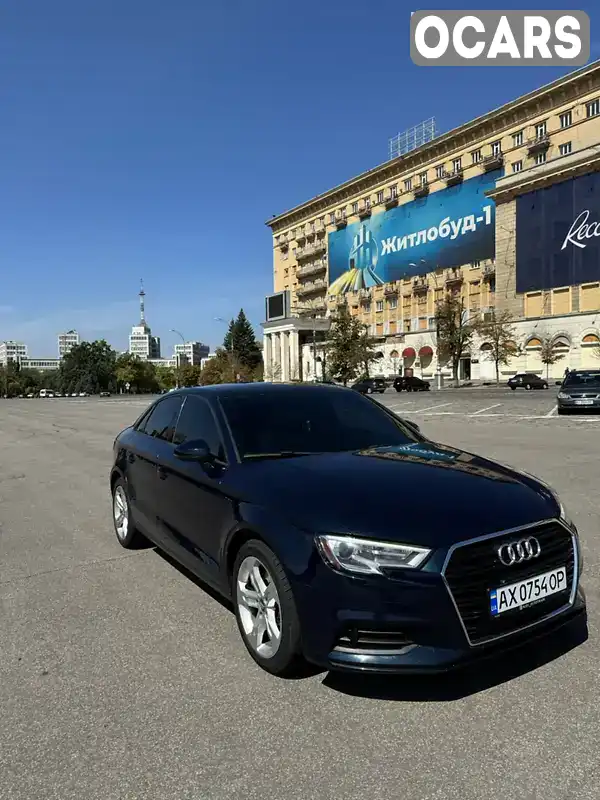 Седан Audi A3 2018 1.98 л. Автомат обл. Киевская, Киев - Фото 1/21