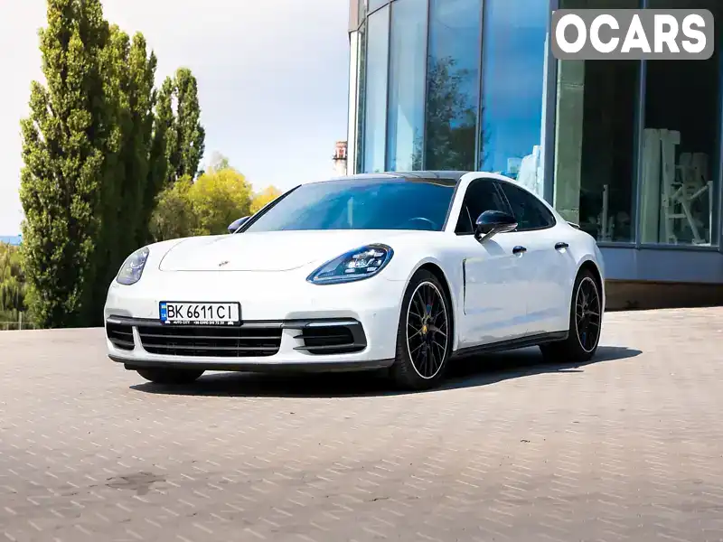 Фастбек Porsche Panamera 2017 3 л. обл. Ровенская, Ровно - Фото 1/21