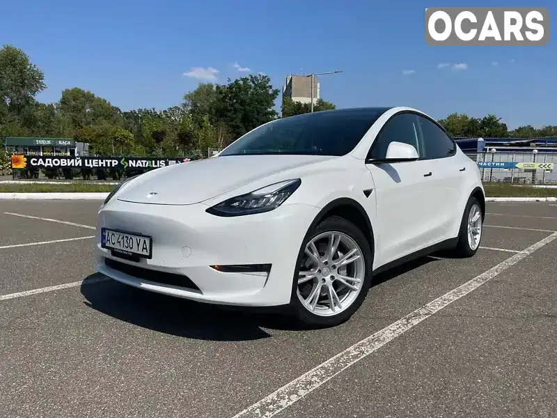 Внедорожник / Кроссовер Tesla Model Y 2020 null_content л. Автомат обл. Киевская, Киев - Фото 1/17