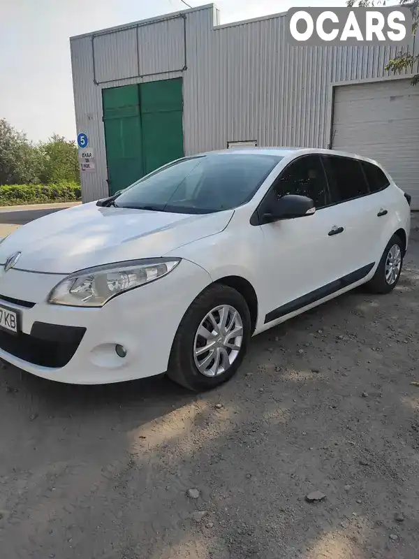 Универсал Renault Megane 2011 1.46 л. Ручная / Механика обл. Винницкая, Козятин - Фото 1/21