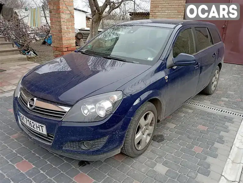 Универсал Opel Astra 2010 1.7 л. Ручная / Механика обл. Ровенская, Ровно - Фото 1/11