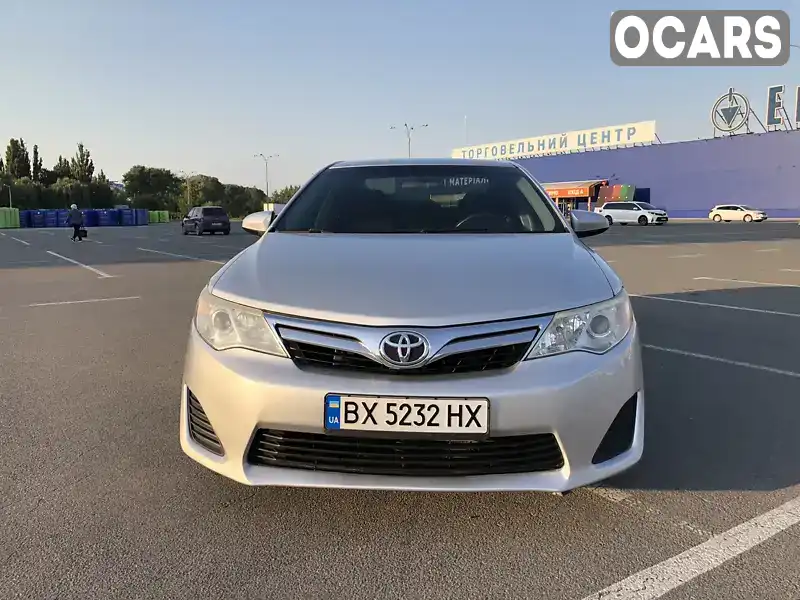 Седан Toyota Camry 2012 2.5 л. Автомат обл. Хмельницька, Кам'янець-Подільський - Фото 1/16