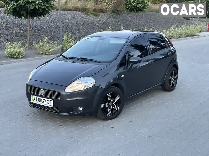 Хэтчбек Fiat Grande Punto 2011 1.4 л. Автомат обл. Киевская, Киев - Фото 1/21