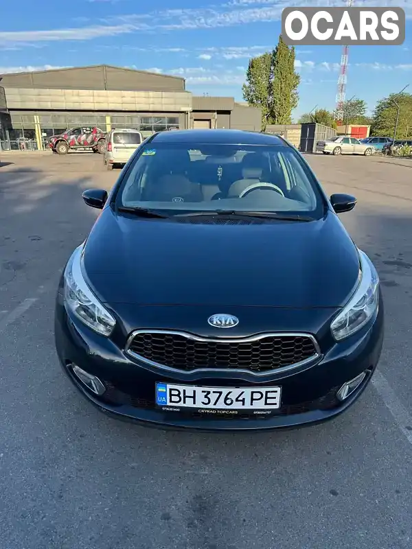 Хэтчбек Kia Ceed 2012 1.4 л. Ручная / Механика обл. Днепропетровская, Кривой Рог - Фото 1/12