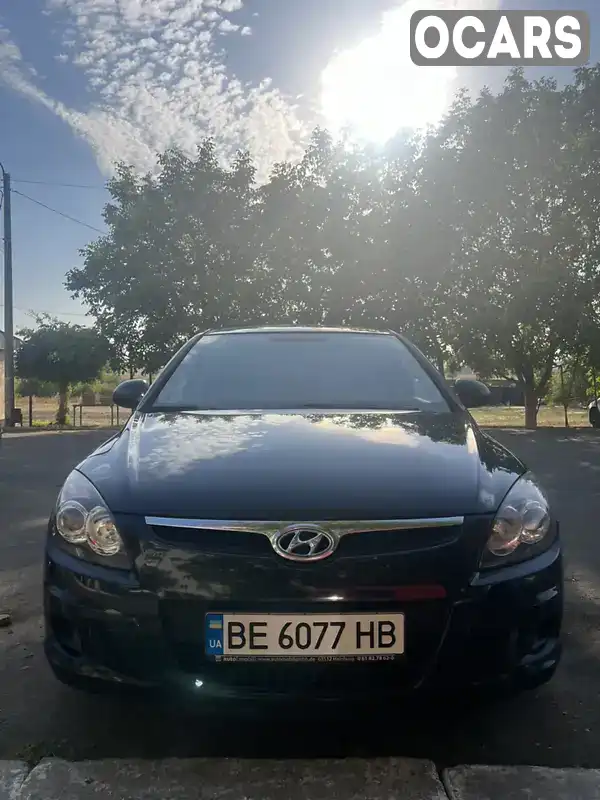 Хэтчбек Hyundai i30 2009 1.4 л. Ручная / Механика обл. Николаевская, Первомайск - Фото 1/16