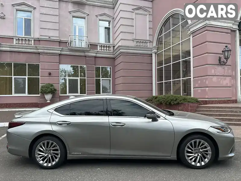 Седан Lexus ES 2018 2.49 л. Автомат обл. Одеська, Одеса - Фото 1/16