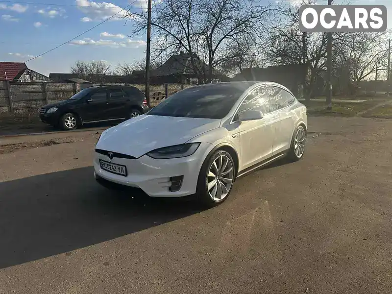 Внедорожник / Кроссовер Tesla Model X 2016 null_content л. Автомат обл. Днепропетровская, Кривой Рог - Фото 1/10