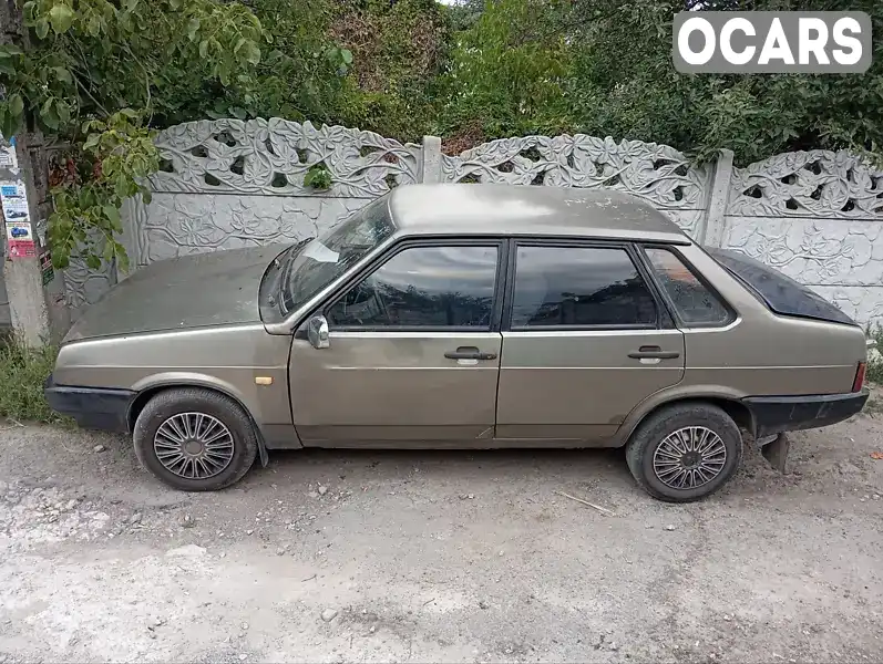 Седан ВАЗ / Lada 21099 2001 1.5 л. Ручная / Механика обл. Днепропетровская, Днепр (Днепропетровск) - Фото 1/6