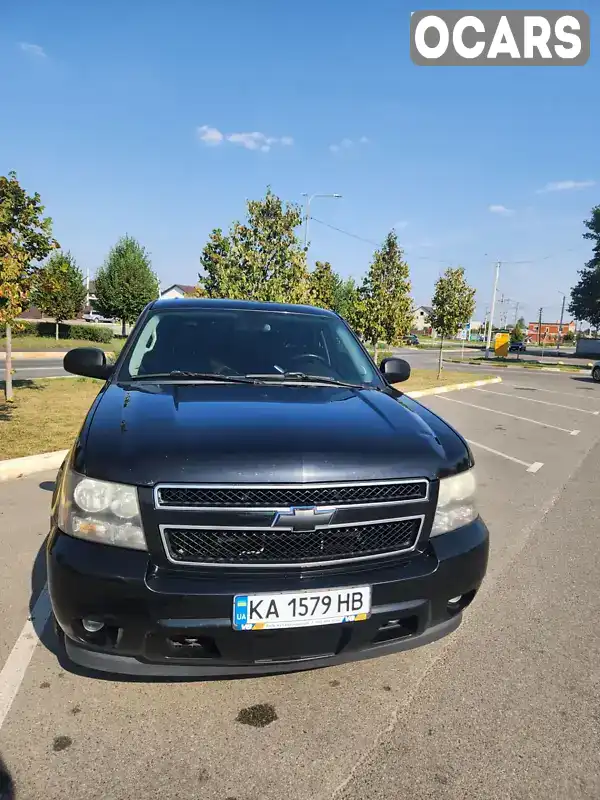 Позашляховик / Кросовер Chevrolet Suburban 2009 5.3 л. Автомат обл. Київська, Київ - Фото 1/8