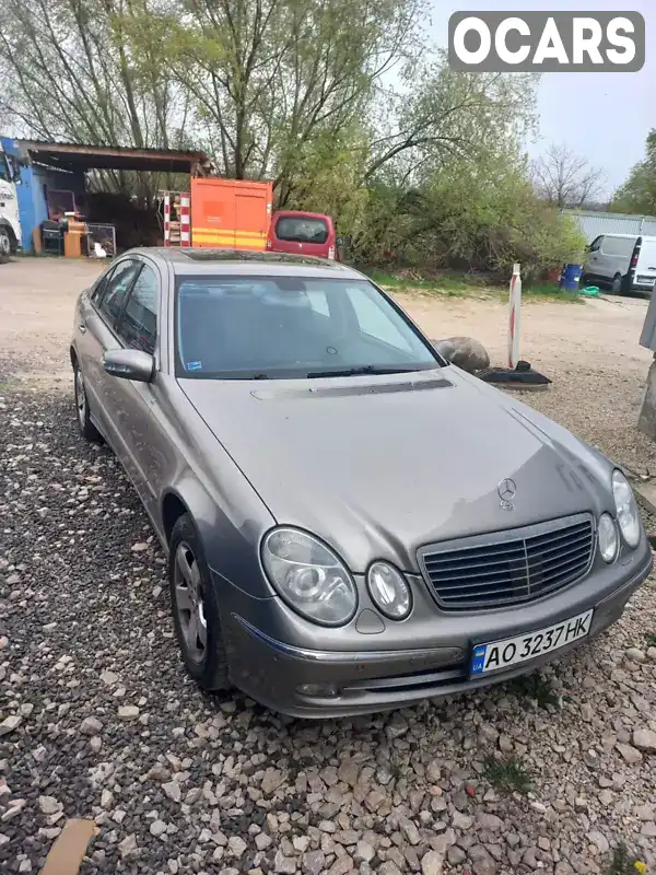 Седан Mercedes-Benz E-Class 2004 3.22 л. Автомат обл. Закарпатська, Ужгород - Фото 1/16