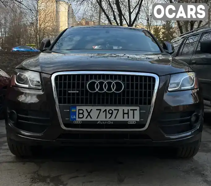 Внедорожник / Кроссовер Audi Q5 2011 2 л. Автомат обл. Хмельницкая, Хмельницкий - Фото 1/4