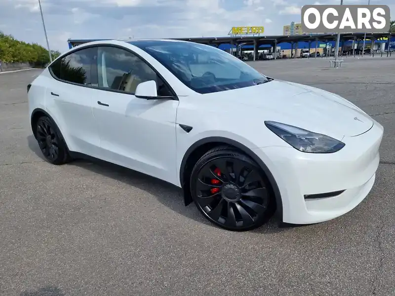 Внедорожник / Кроссовер Tesla Model Y 2023 null_content л. Автомат обл. Харьковская, Харьков - Фото 1/17