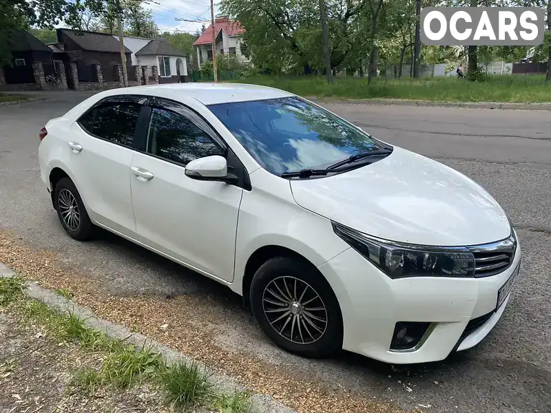 Седан Toyota Corolla 2013 1.33 л. Ручна / Механіка обл. Київська, Київ - Фото 1/21