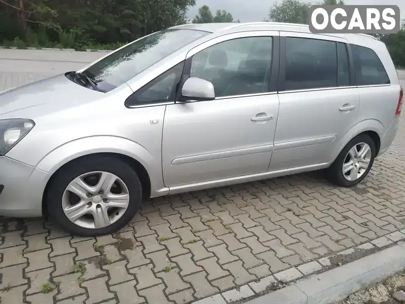 Минивэн Opel Zafira 2012 1.7 л. Ручная / Механика обл. Днепропетровская, Днепр (Днепропетровск) - Фото 1/21