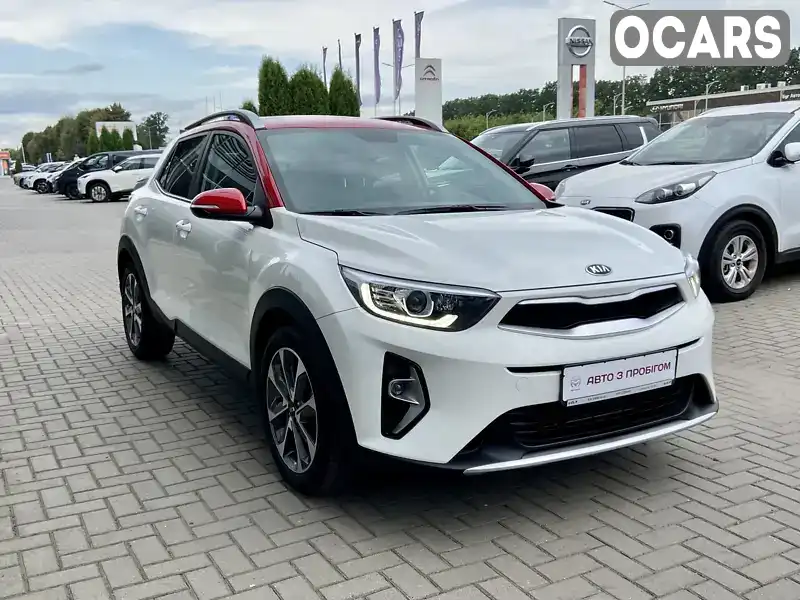 Позашляховик / Кросовер Kia Stonic 2021 1.4 л. Автомат обл. Вінницька, Вінниця - Фото 1/21