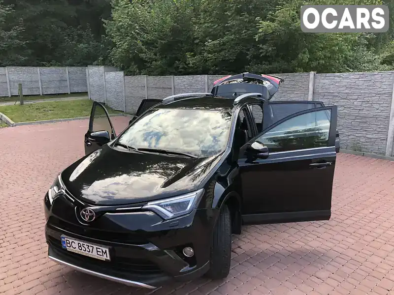 Позашляховик / Кросовер Toyota RAV4 2016 2.23 л. Автомат обл. Львівська, Львів - Фото 1/21