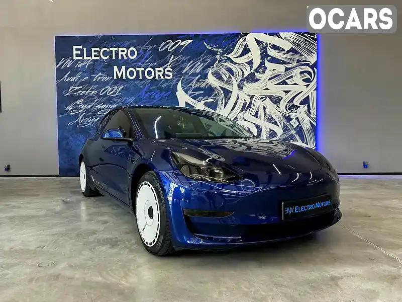 Седан Tesla Model 3 2021 null_content л. Автомат обл. Винницкая, location.city.yakushyntsi - Фото 1/11