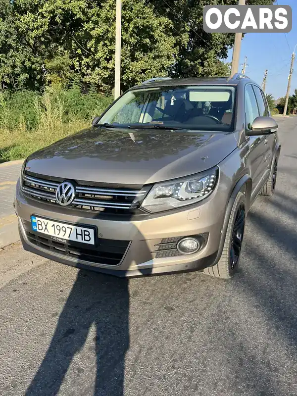 Внедорожник / Кроссовер Volkswagen Tiguan 2012 1.99 л. Автомат обл. Хмельницкая, Шепетовка - Фото 1/21