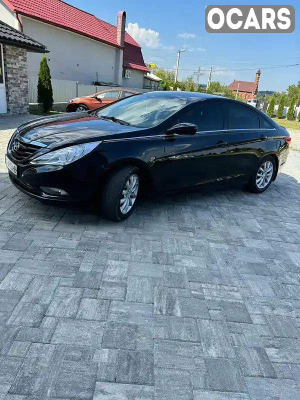 Седан Hyundai Sonata 2013 2.36 л. Автомат обл. Ивано-Франковская, Яремче - Фото 1/13