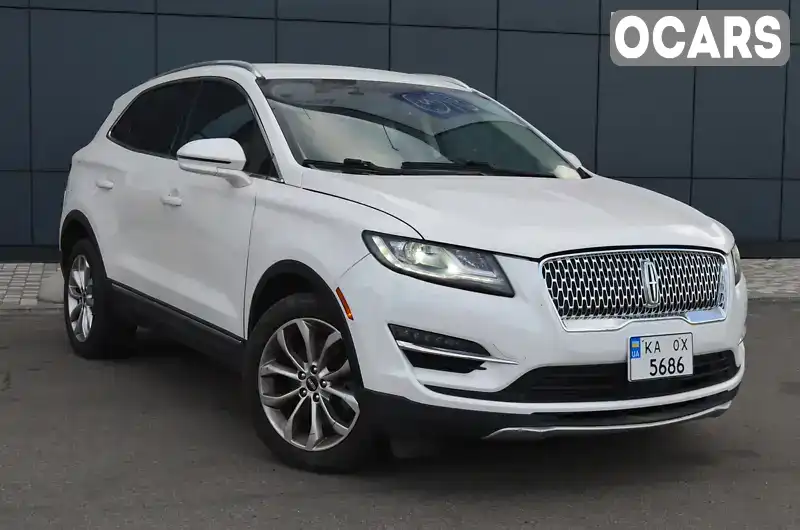 Внедорожник / Кроссовер Lincoln MKC 2019 2 л. Автомат обл. Киевская, Киев - Фото 1/21