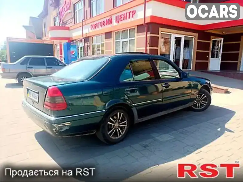 Седан Mercedes-Benz C-Class 1994 1.8 л. Ручная / Механика обл. Ровенская, Рокитное - Фото 1/4