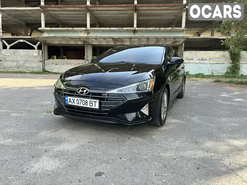 Седан Hyundai Elantra 2018 2 л. Автомат обл. Полтавская, Полтава - Фото 1/21