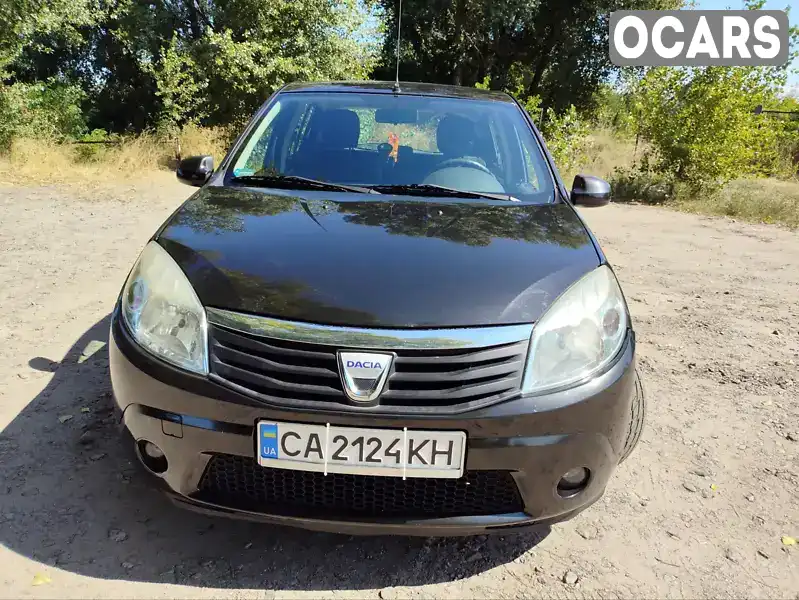 Хэтчбек Dacia Sandero 2009 1.4 л. Ручная / Механика обл. Черкасская, Черкассы - Фото 1/10