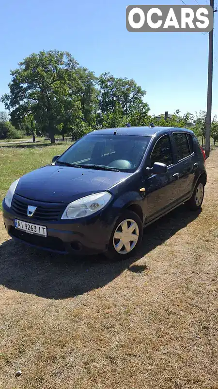 Хэтчбек Dacia Sandero 2010 1.39 л. Ручная / Механика обл. Киевская, Белая Церковь - Фото 1/12